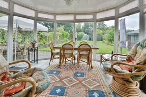 Garden room- click for photo gallery